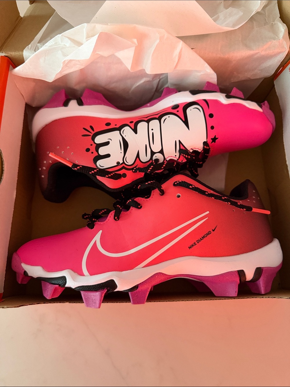 Nike Diamond Kids Hot Pink Gradient Baseball Cleats size 4Y